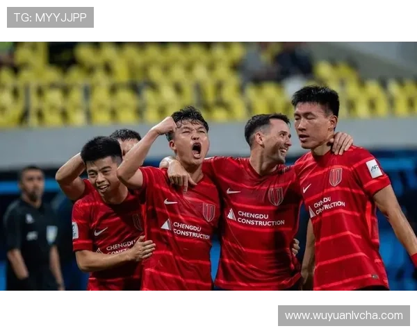 成都新帅盛赞冬训与球迷热情