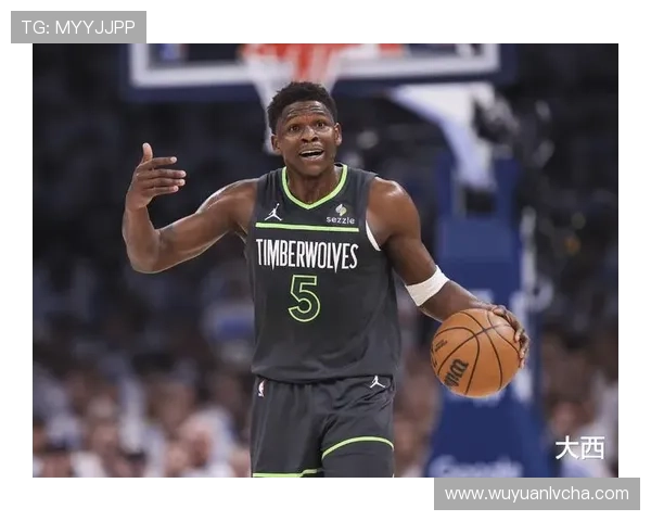 爱德华兹32分加冕明星MVP